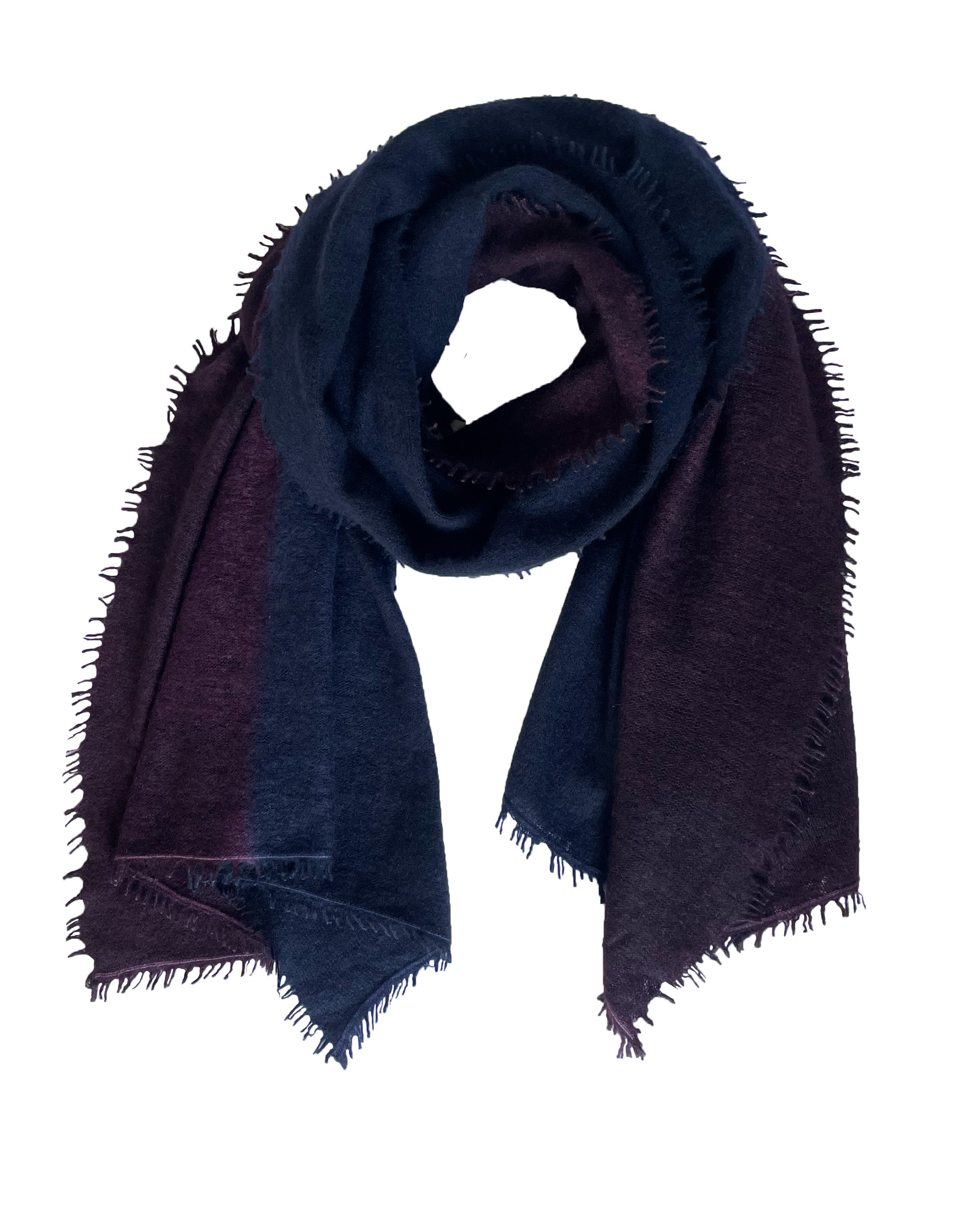 Soil Boiled Wool Scarf in Navy