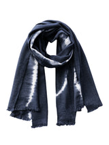 Blue-White-Cashmere-Perou-Lightning-Stole - Denis-Colomb-Lifestyle