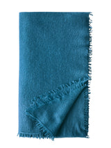 Fuzzy Feutre Shawl