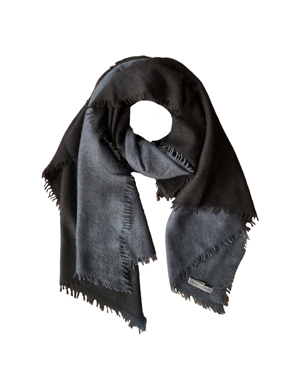 Fuzzy Feutre Two Color Shawl