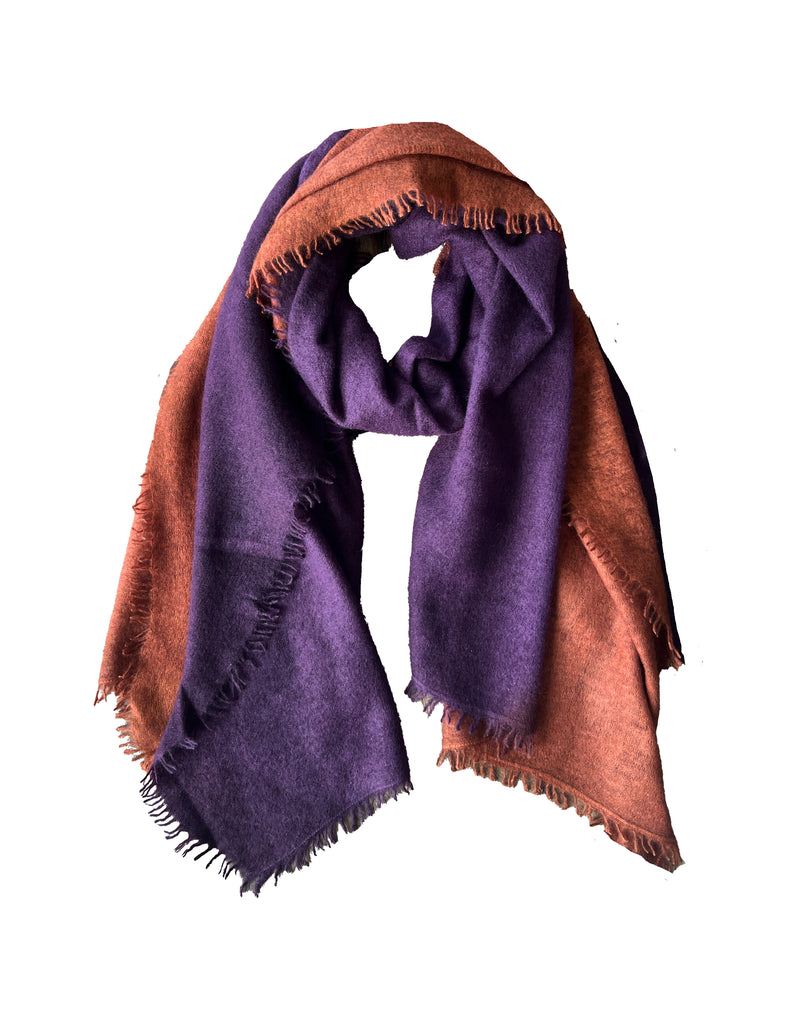 Fuzzy Feutre Two Color Shawl
