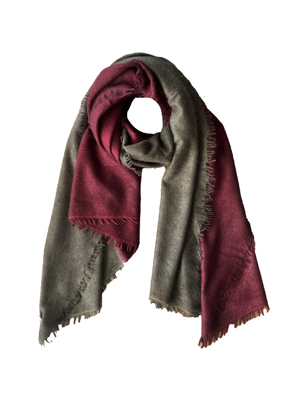 Fuzzy Feutre Two Color Shawl