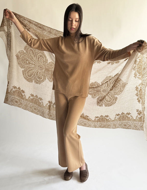 Shalimar Fuzzy Feutre Shawl