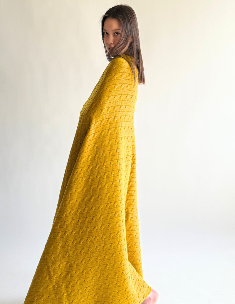 Cable Knit Throw