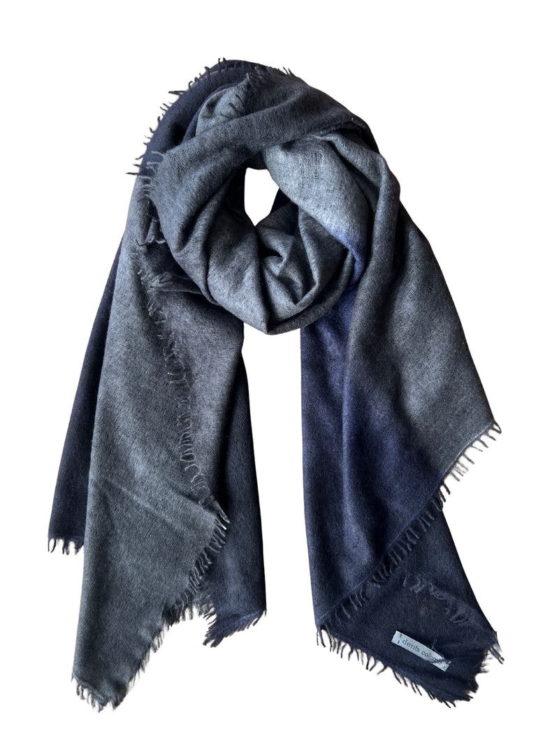 Fuzzy Feutre Two Color Shawl