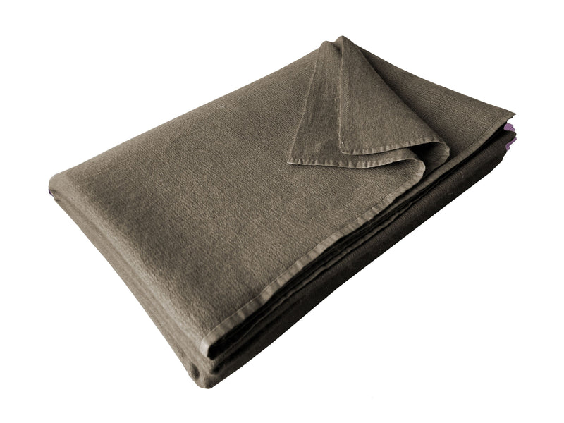 Solid Color Throw 1 ply