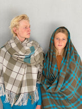 Denis-Colomb-Lifestyle - Cashmere-Horo-Blanket