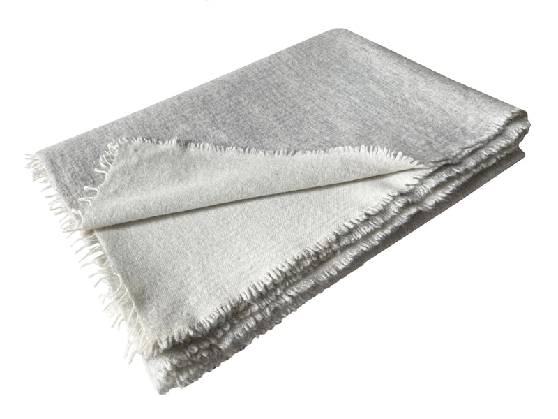 Denis-Colomb-Lifestyle - Cashmere-Reversible-Blanket