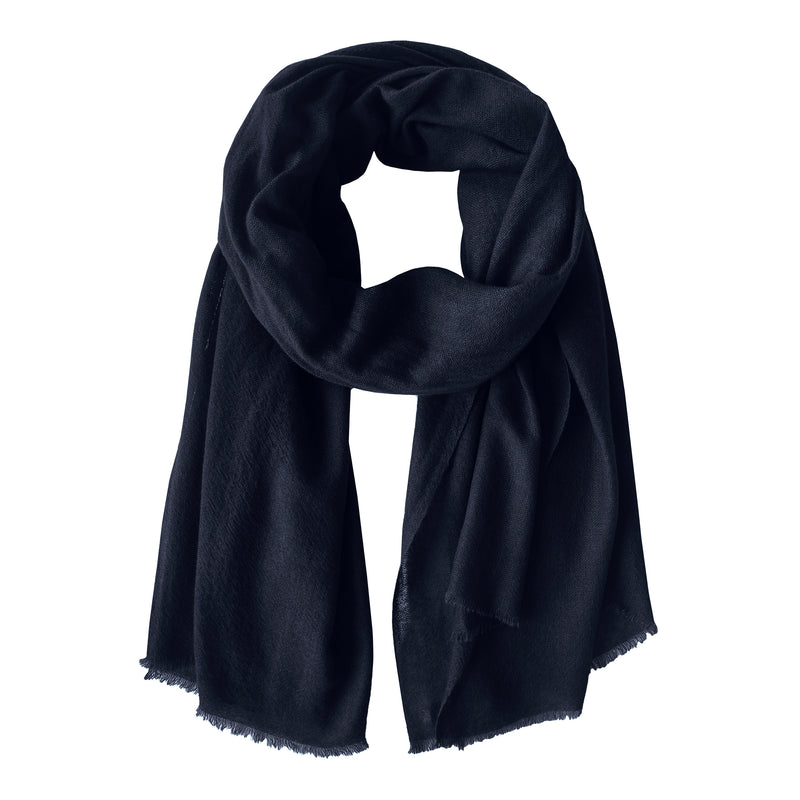 Denis-Colormb-Lifestyle - Cashmere-Ring-Shawl