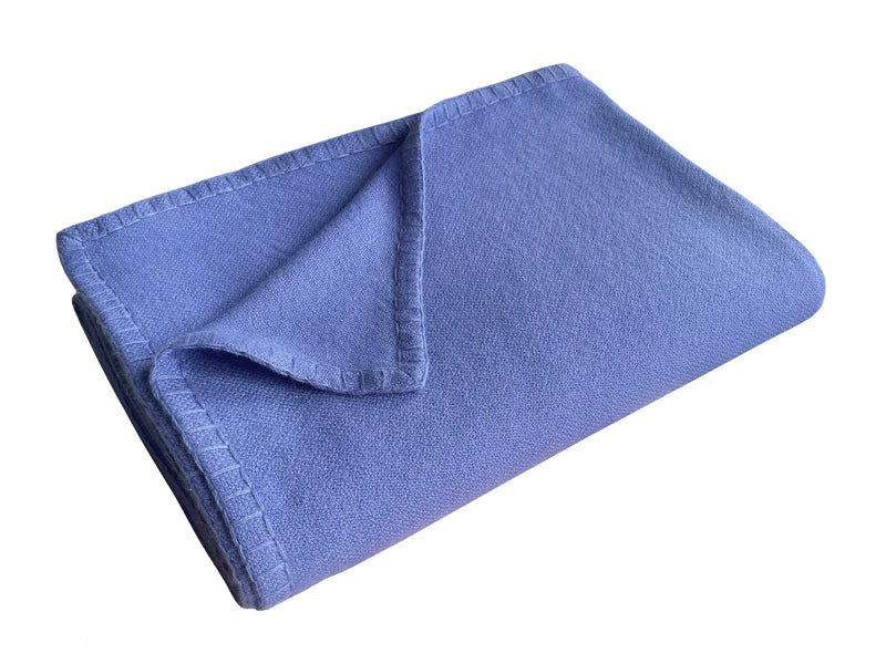 Denis-Colomb-Lifestyle - Cashmere-Stitched-Edge-Blanket