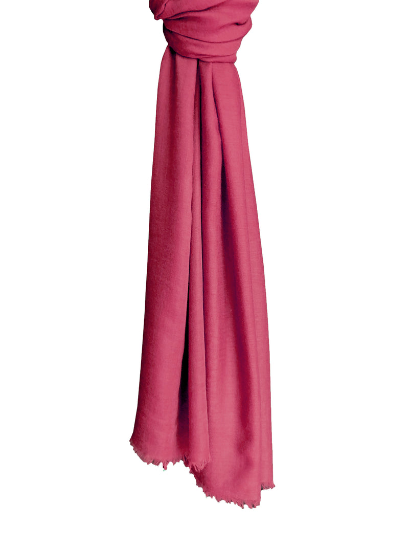 Cashmere-Tooth-Lisse-Shawl - Denis-Colomb-Lifestyle
